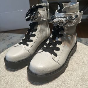 Ivory/white leather combat boot with Pearl detail